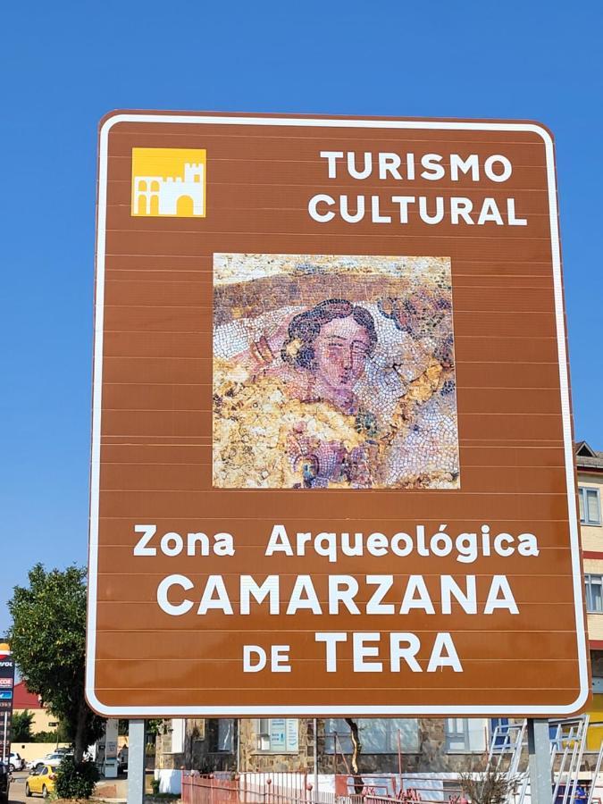 La Pedrosa Casa Rural Camarzana de Tera Luaran gambar